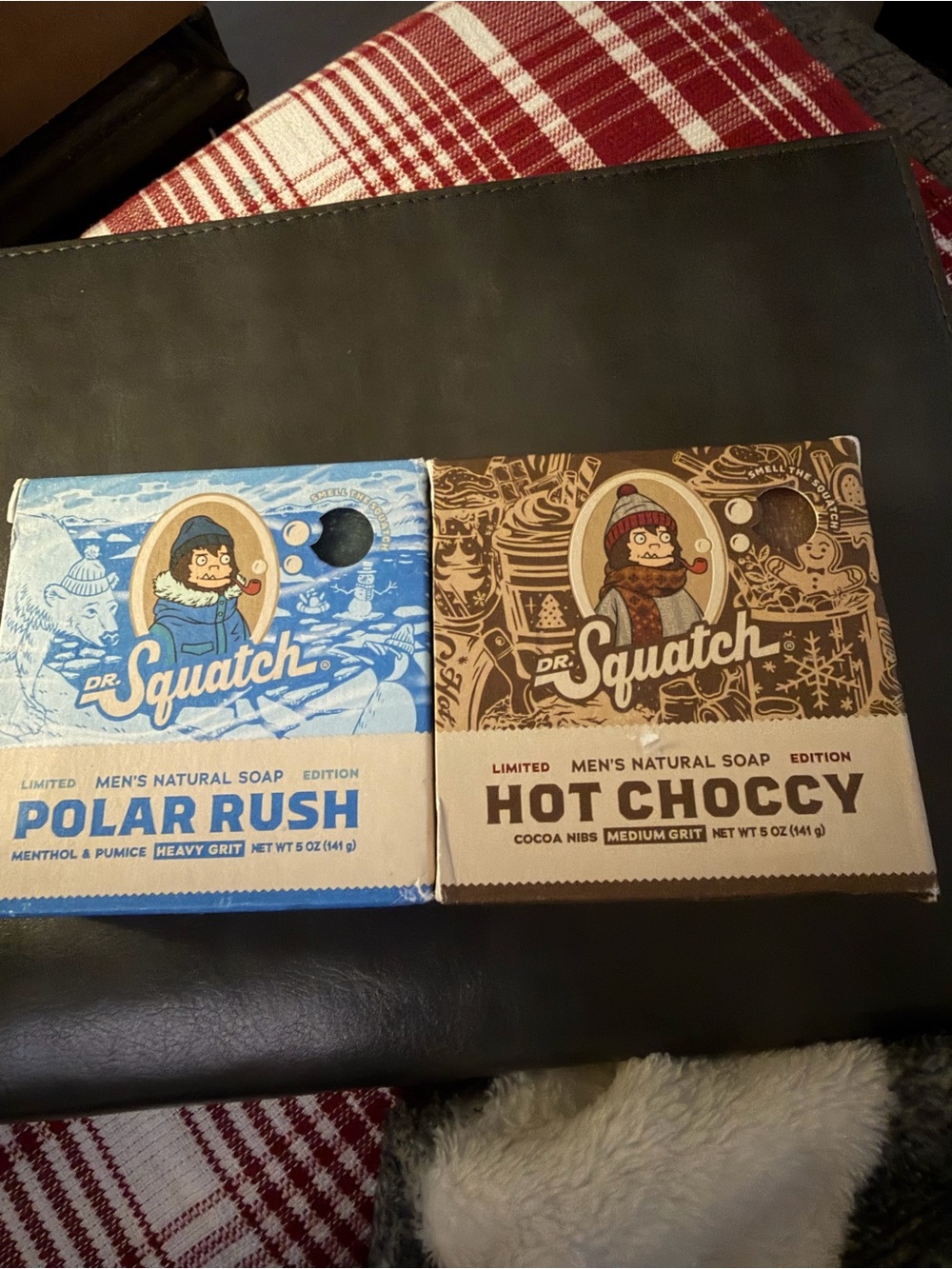Dr.Squatch Natural Soap - Polar Rush (Blue) & Hot Choppy (Brown) Bundle